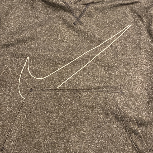 NWT Nike Therma Girls Pullover Hoodie Size L - Picture 4 of 10